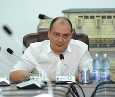 Daniel Băluţă, Primarul Sectorului 4