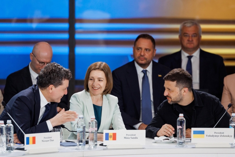 Nicușor Dan și Volodimir Zelenski, invitați de Maia Sandu la manifestările dedicate celor 35 de ani de independență a Republicii Moldova