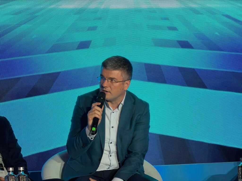 Ministrul Economiei: 32 de jaloane și ținte din PNRR privind digitalizarea, sprijinirea sectorului privat și turismul au fost atinse